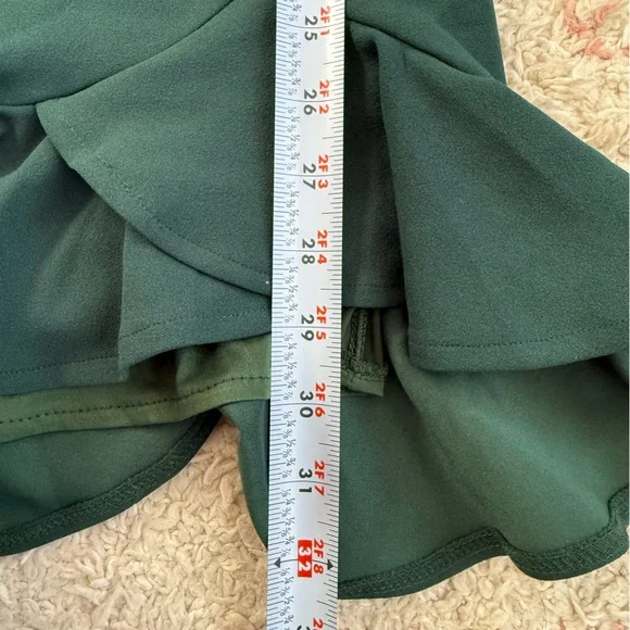 Saints & Secrets Cupid's Bow Ruffle Shoulder Bodycon Dress small NWT cocktail - Picture 6 of 8